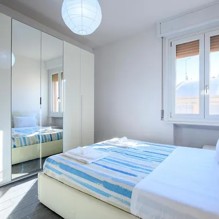 Apartment Guesthost - Station & Center *